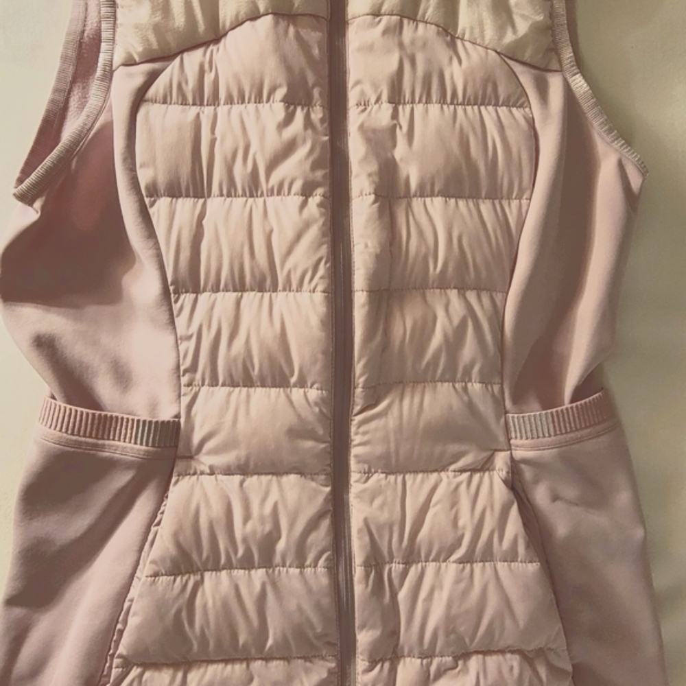 LULULEMON Down For It All Vest, pink, size 6